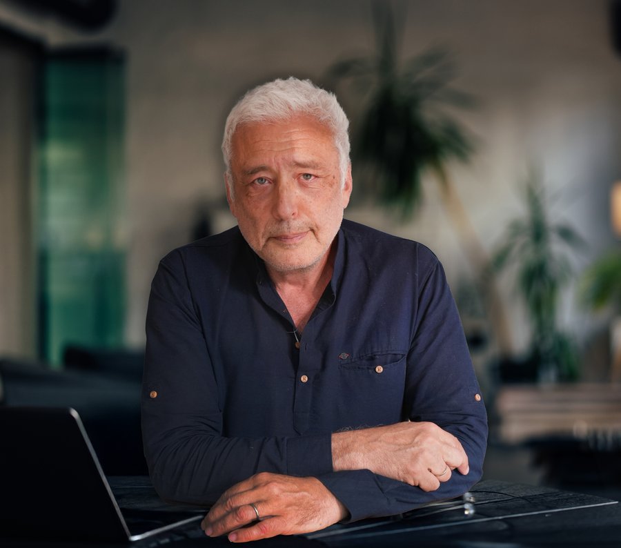 Dr. Édouard Broussalian